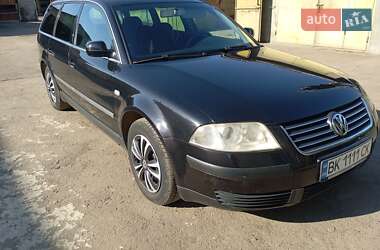 Универсал Volkswagen Passat 2002 в Костополе