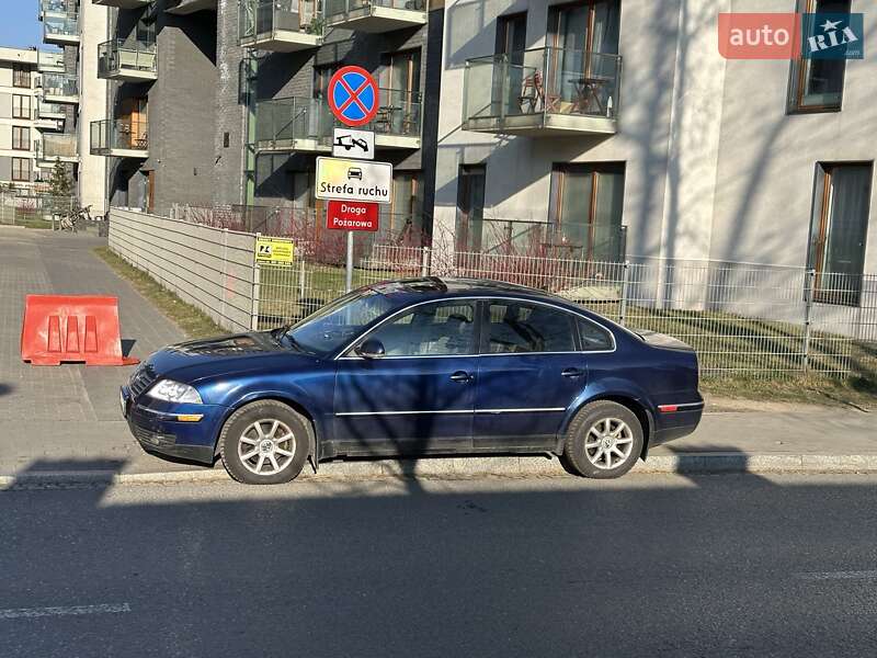 Седан Volkswagen Passat 2004 в Черкасах