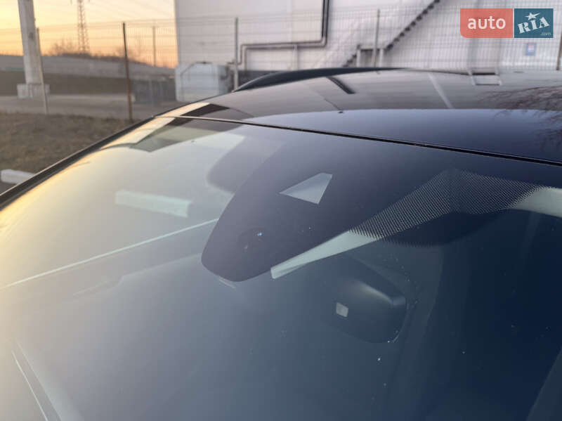 Универсал Volkswagen Passat 2018 в Ровно