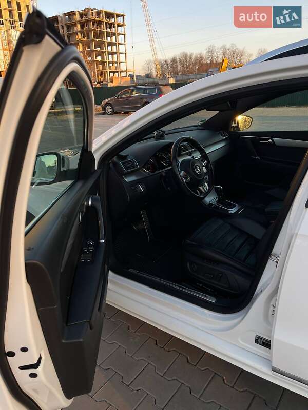 Универсал Volkswagen Passat 2013 в Луцке