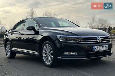 Седан Volkswagen Passat 2018 в Києві