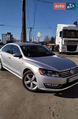 Седан Volkswagen Passat 2015 в 