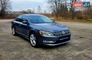 Седан Volkswagen Passat 2013 в Львове