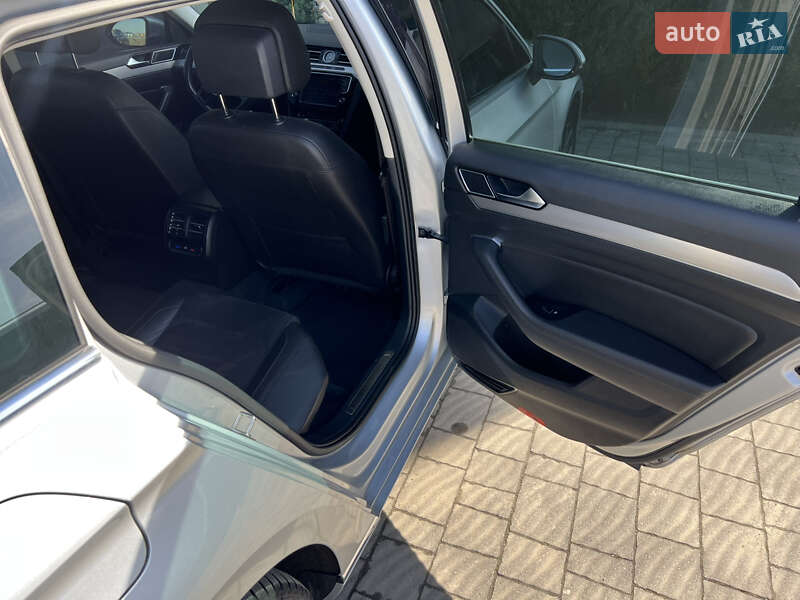 Универсал Volkswagen Passat 2016 в Стрые
