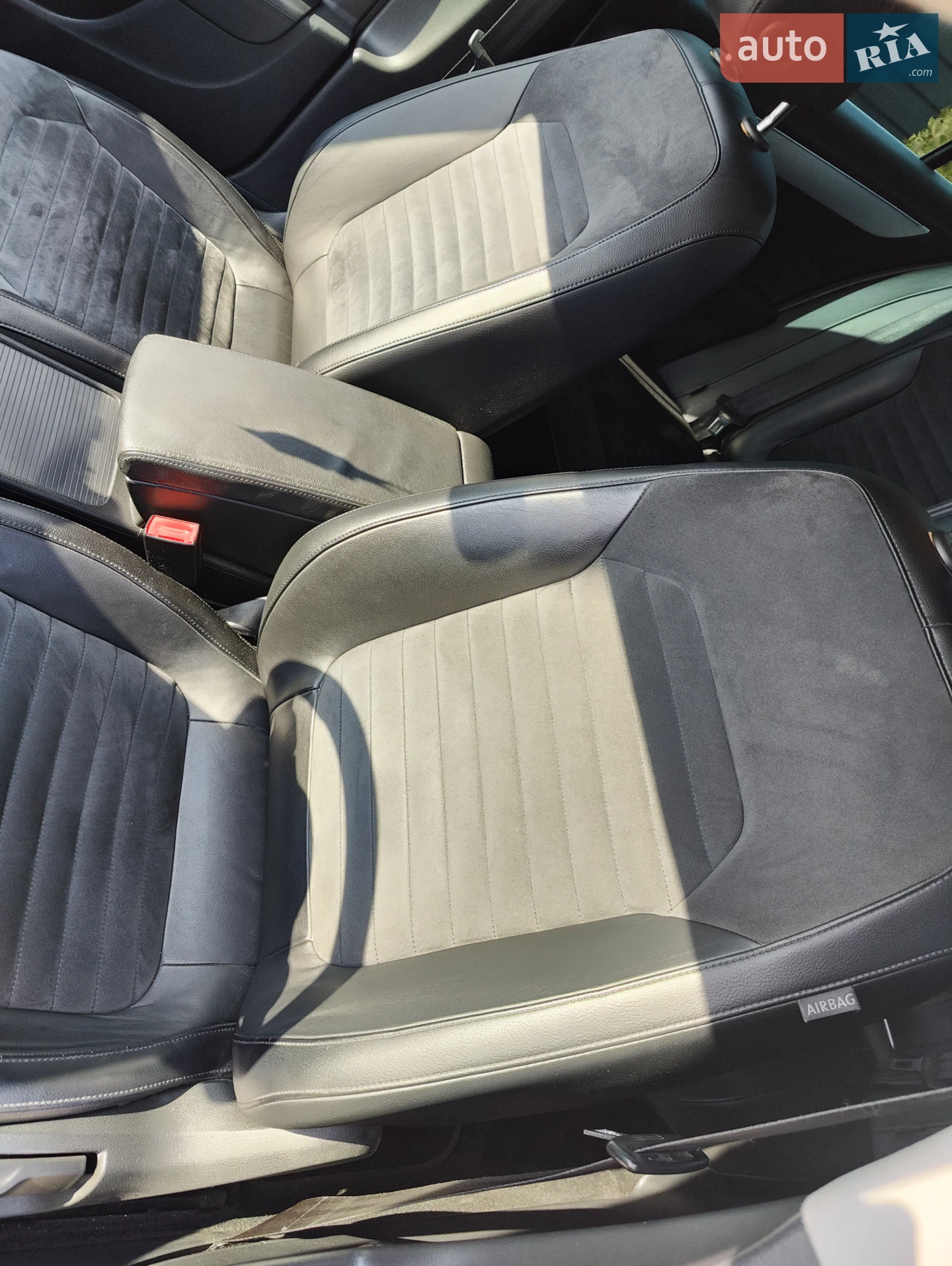 2010 Volkswagen Passat - мініатюра 11