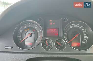 Седан Volkswagen Passat 2005 в 