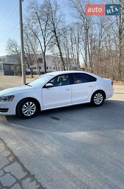 Седан Volkswagen Passat 2011 в 