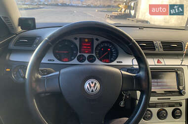 Седан Volkswagen Passat 2008 в Львові