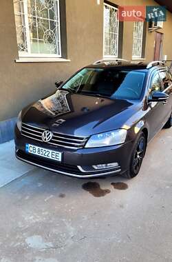 Універсал Volkswagen Passat 2011 в Чернігові