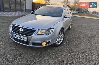 Универсал Volkswagen Passat 2010 в Нововолынске