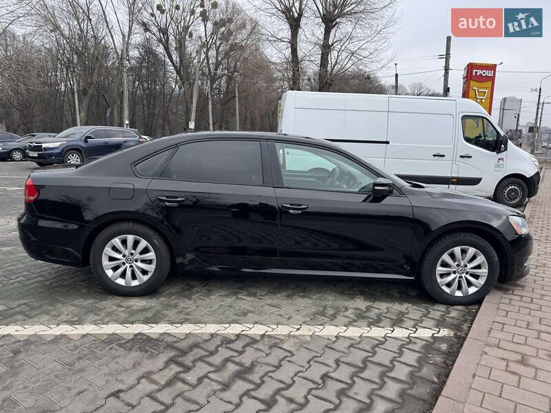 Седан Volkswagen Passat 2012 в Хмельницькому