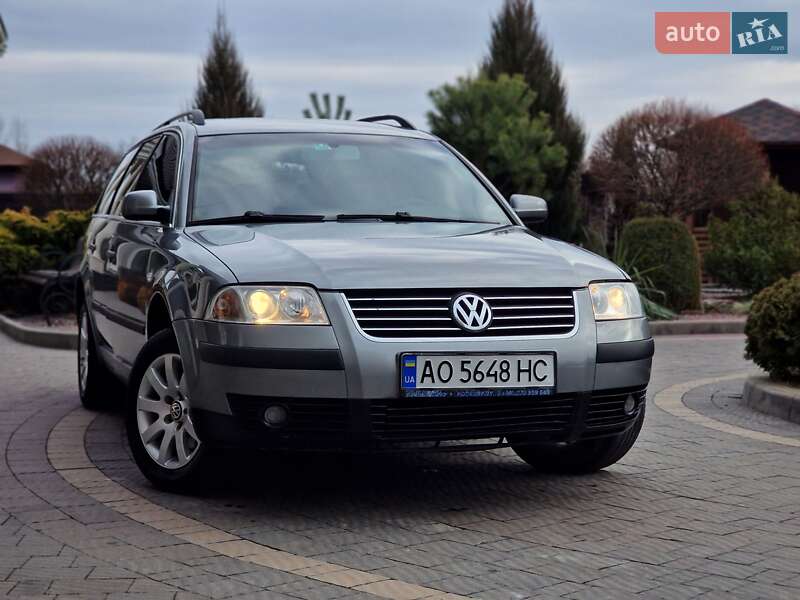 Универсал Volkswagen Passat 2003 в Стрые