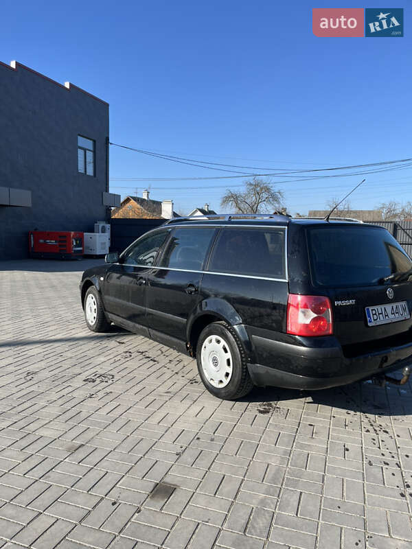 Универсал Volkswagen Passat 2001 в Костополе
