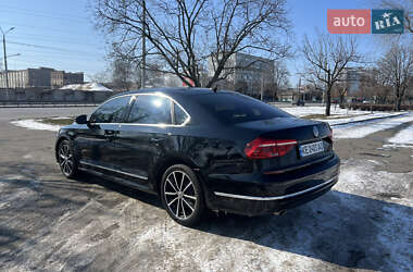 Седан Volkswagen Passat 2015 в Дніпрі