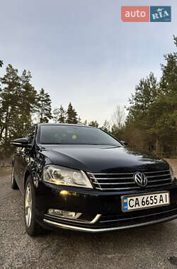 Седан Volkswagen Passat 2012 в Черкасах