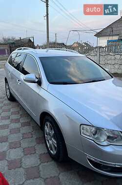 Універсал Volkswagen Passat 2008 в Цумані