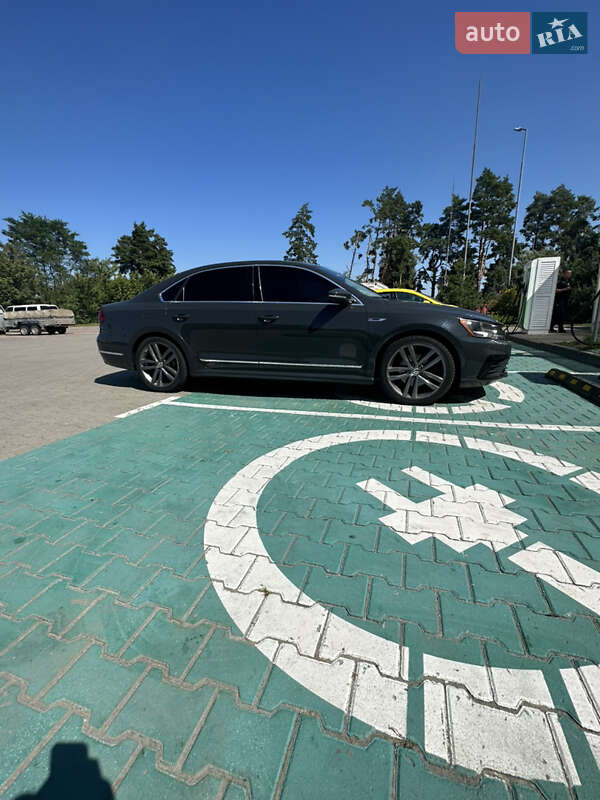 Седан Volkswagen Passat 2017 в Киеве фото 14 Седан Volkswagen Passat 2017 в Киеве