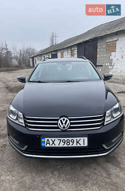 Універсал Volkswagen Passat 2014 в Дніпрі