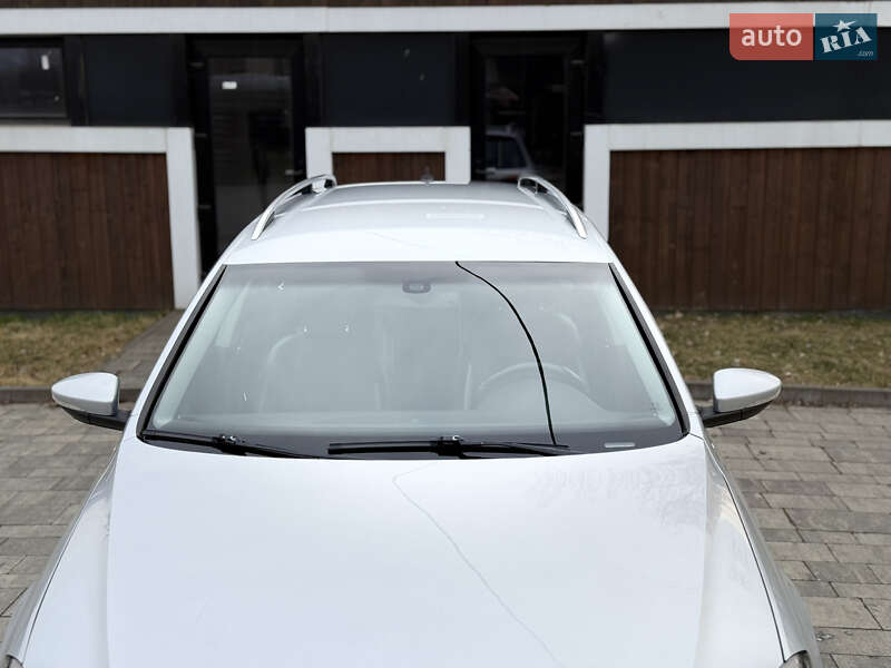Універсал Volkswagen Passat 2012 в Тячеві