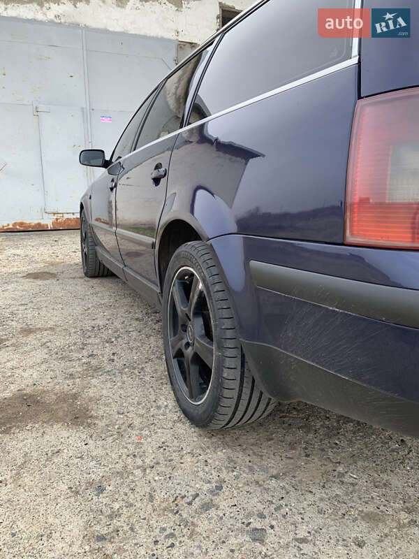 Универсал Volkswagen Passat 2001 в Болграде