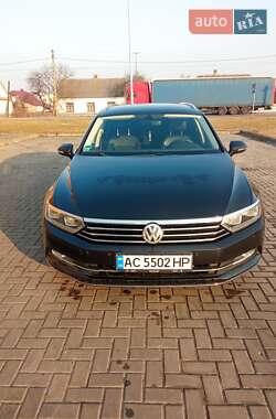 Універсал Volkswagen Passat 2015 в Любомлі