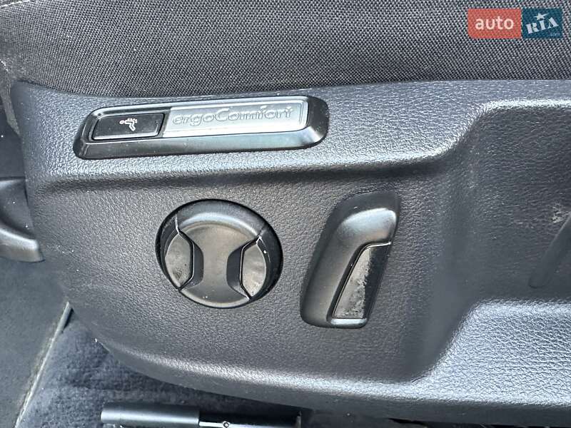 Універсал Volkswagen Passat 2017 в Рівному