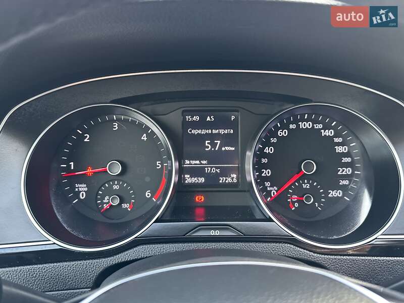 Універсал Volkswagen Passat 2017 в Рівному