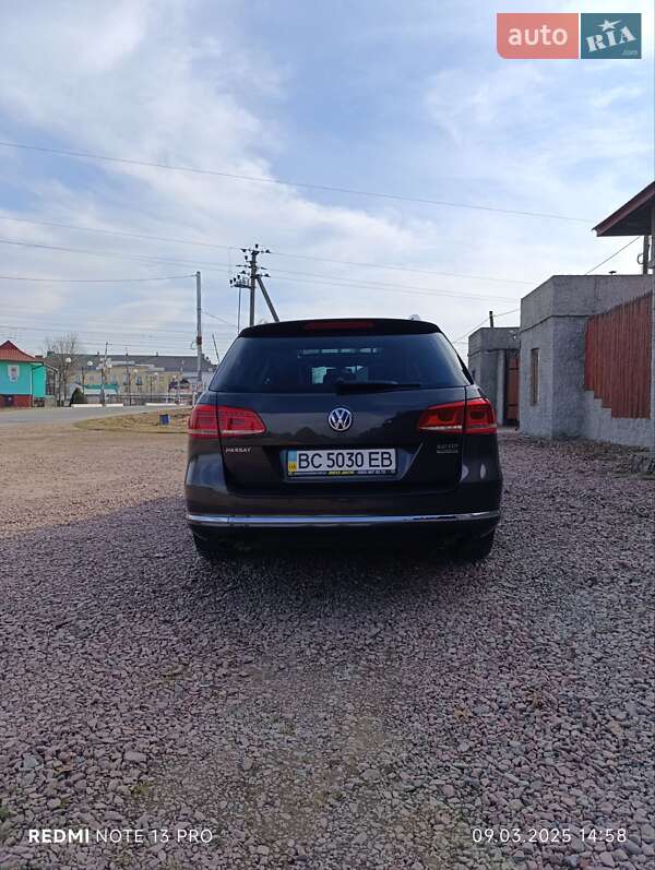Універсал Volkswagen Passat 2012 в Самборі