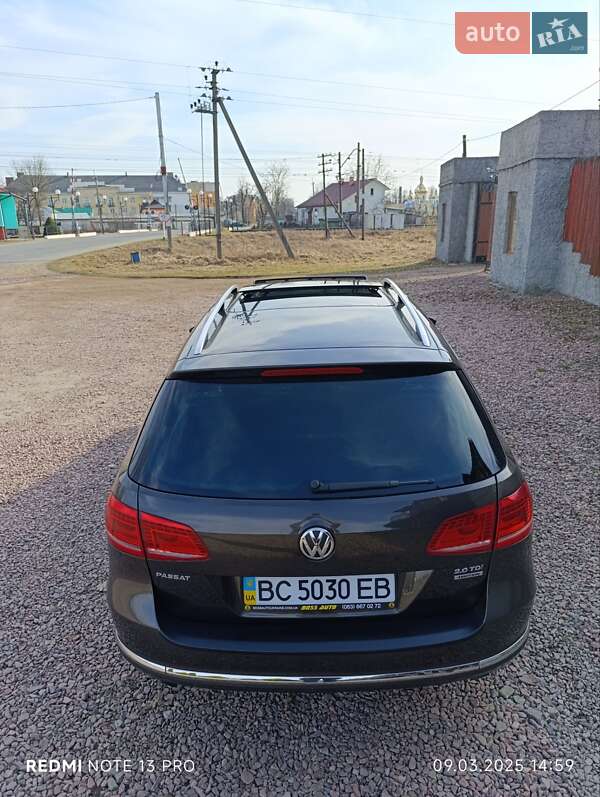 Універсал Volkswagen Passat 2012 в Самборі