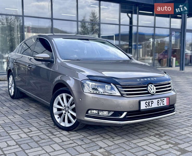 Седан Volkswagen Passat 2011 в 