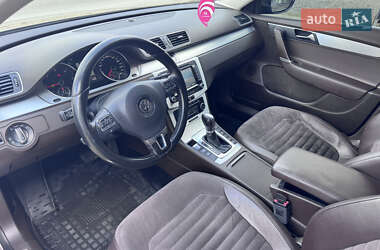 Седан Volkswagen Passat 2011 в 