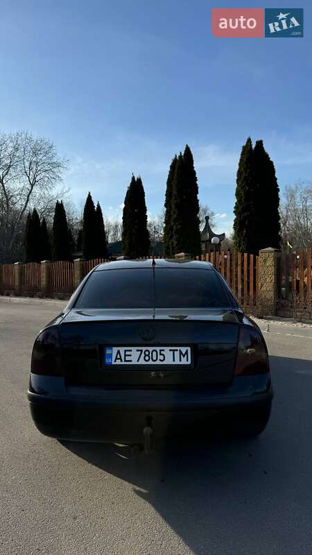 Седан Volkswagen Passat 2001 в Дніпрі