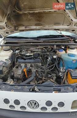 Седан Volkswagen Passat 1989 в 