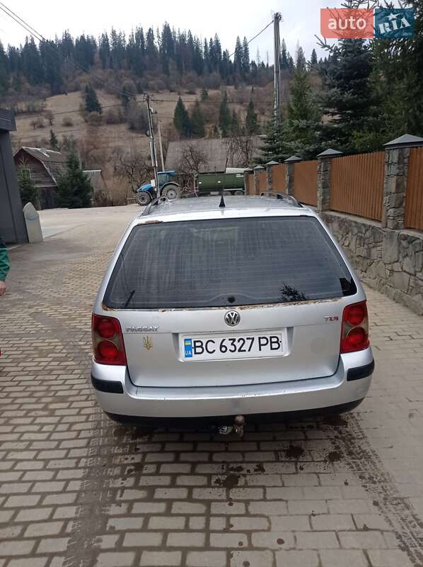 Универсал Volkswagen Passat 2002 в Славском