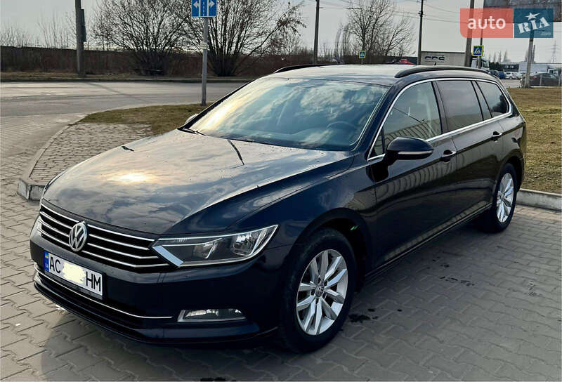 Универсал Volkswagen Passat 2016 в Луцке фото 13 Универсал Volkswagen Passat 2016 в Луцке