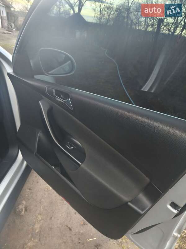 Универсал Volkswagen Passat 2006 в Львове фото 14 Универсал Volkswagen Passat 2006 в Львове