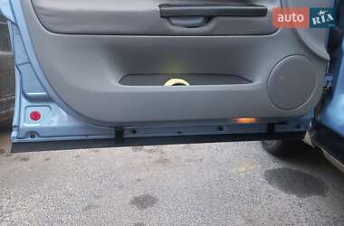 Седан Volkswagen Passat 2000 в 