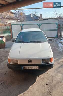 Седан Volkswagen Passat 1989 в 