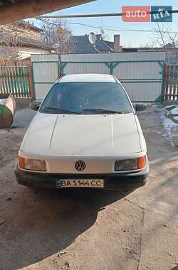 Седан Volkswagen Passat 1989 в 