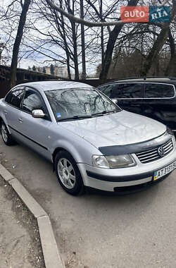 Седан Volkswagen Passat 1997 в 