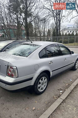 Седан Volkswagen Passat 1997 в 