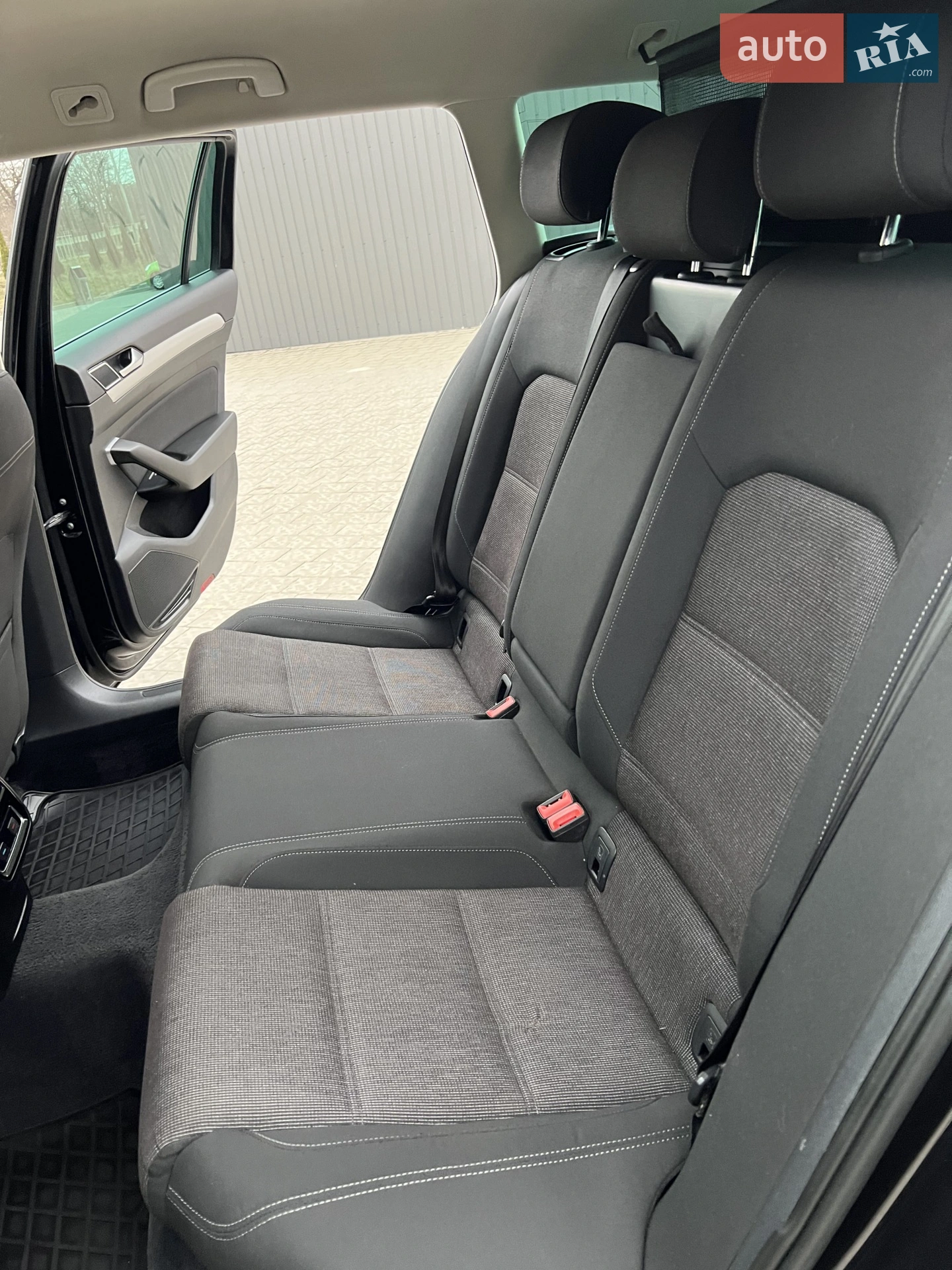 2016 Volkswagen Passat - мініатюра 28