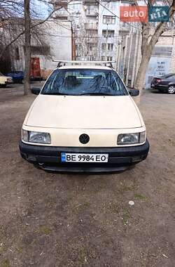 Седан Volkswagen Passat 1992 в Миколаєві