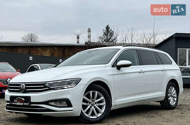 Универсал Volkswagen Passat 2021 в Луцке