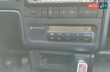 Универсал Volkswagen Passat 1994 в 
