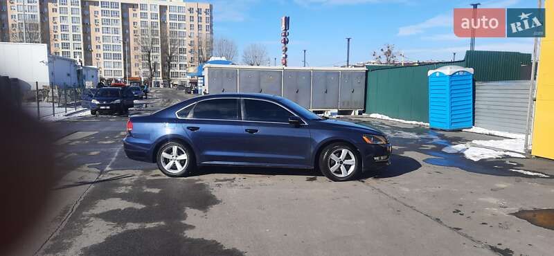 Volkswagen Passat 2012