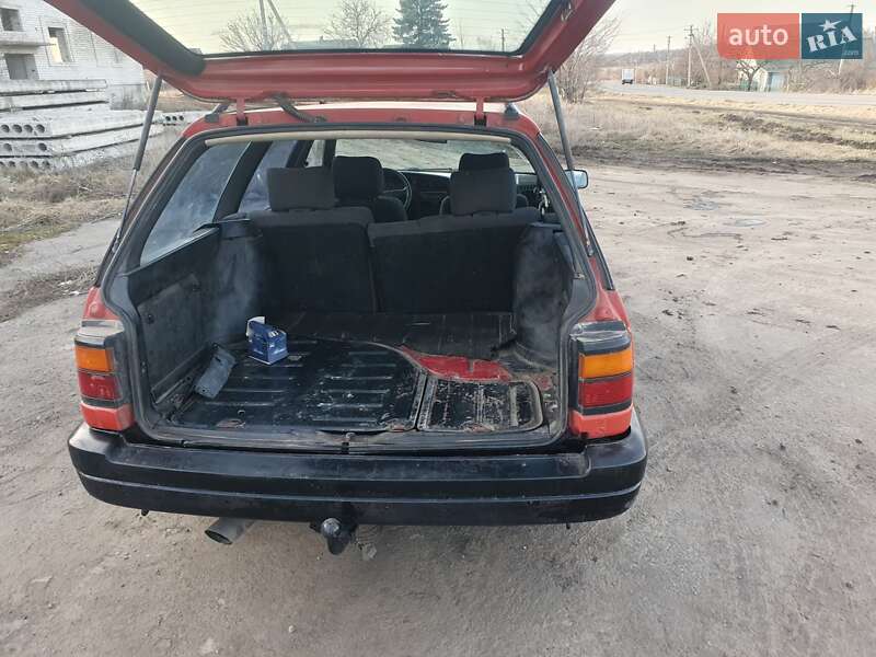 Універсал Volkswagen Passat 1989 в Криничках