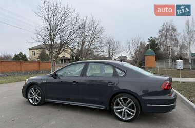 Седан Volkswagen Passat 2017 в 