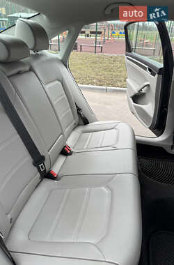 Седан Volkswagen Passat 2017 в 