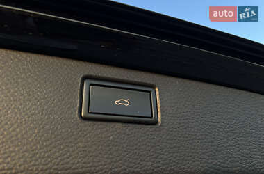 Універсал Volkswagen Passat 2013 в 